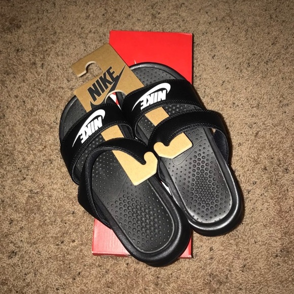 nike slides double